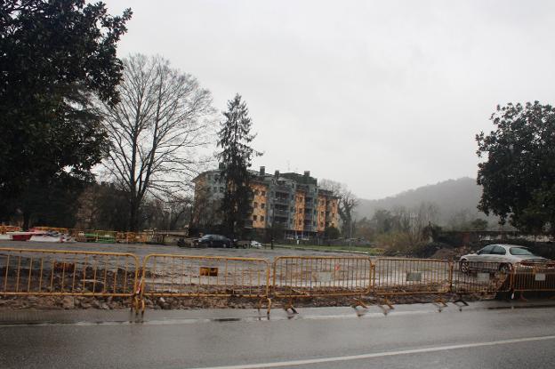 La Sareb inicia los trabajos de urbanización de la calle de La Oliva