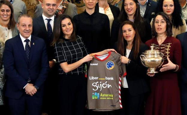 «Estoy encantada de recibir a un equipo asturiano que ha ganado la Copa de la Reina»