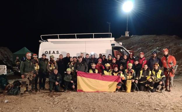 Los mineros asturianos tras el rescate de Julen: «Estamos bien, recuperándonos»