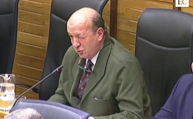 Las feministas urgen al PP a que llame al orden a Del Castillo tras guiñarle el ojo a una edil