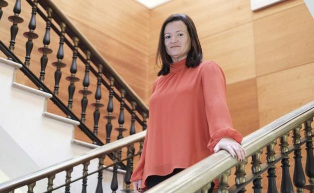 «Quiero aportar mi experiencia en trabajo social», dice Lorena Montes, nueva edil de Xixón