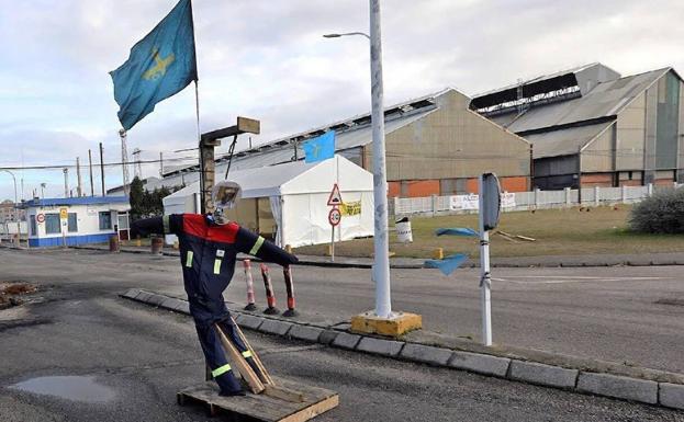 Maroto: «En la venta de Alcoa primará un inversor nacional»