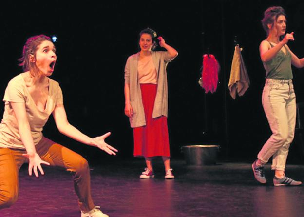 «Planteamos una pregunta monstruosa»