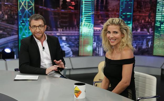 Las redes se ceban con Elsa Pataky: «¿Por qué siempre lleva el pelo sucio? No lo entiendo»