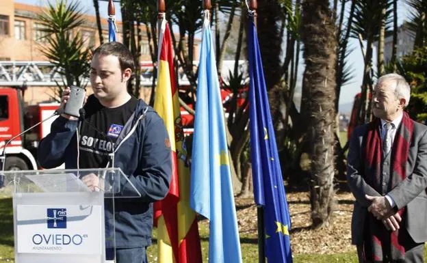 El duro discurso del hijo de Eloy Palacio ante el alcalde de Oviedo