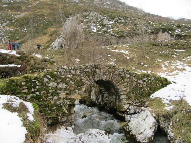 Puentes en el entorno de Sotres