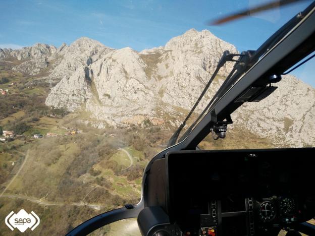 Rescatan a un montañero en Morcín y a un esquiador en Aller