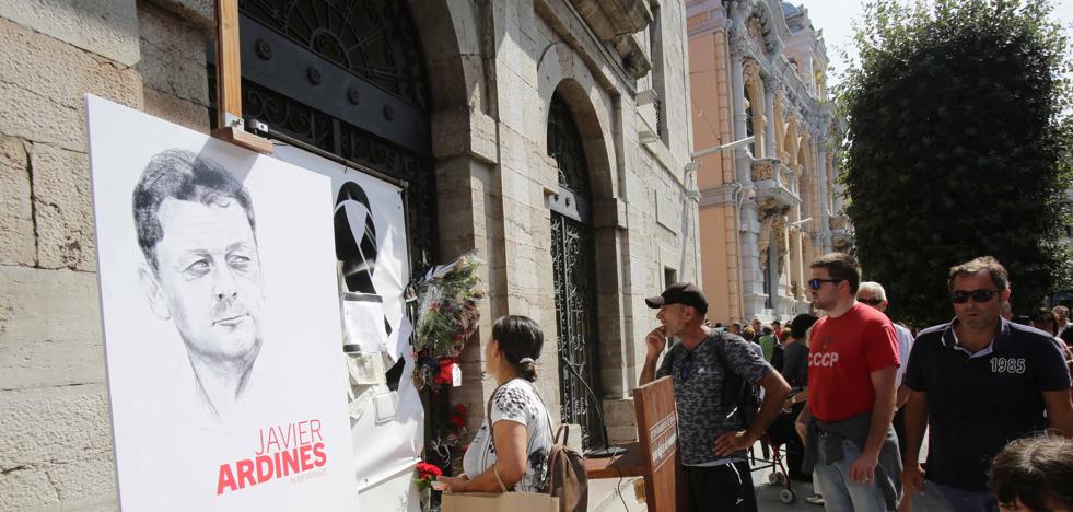 Cronología del asesinato del concejal de IU de Llanes, Javier Ardines