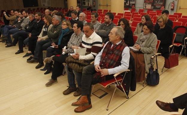 «El fenómeno metropolitano es una realidad y necesita ordenarse», afirma Adrián Barbón