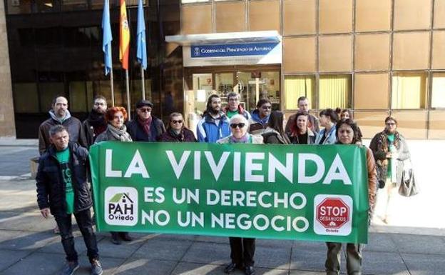 Un convenio para asesorar a personas en proceso de desahucio