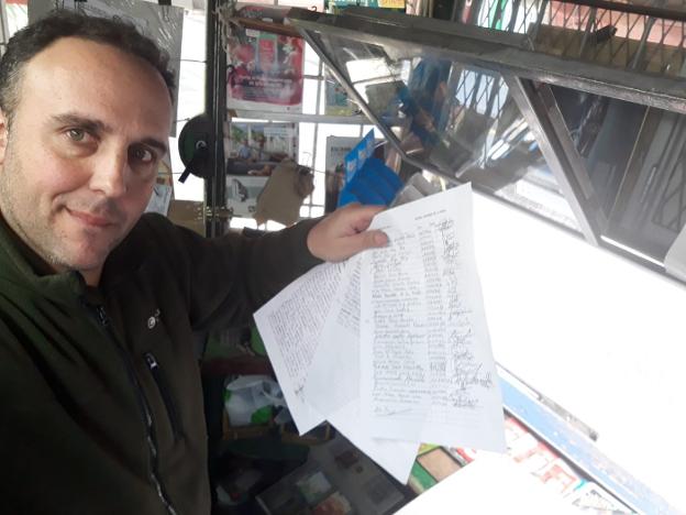 El arrendatario actual reúne firmas contra la nueva concesión