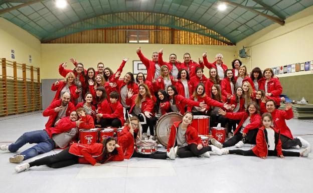 Los Tardones giran ciento ochenta grados su puesta en escena