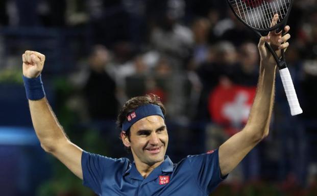 Federer alcanza el centenar de títulos