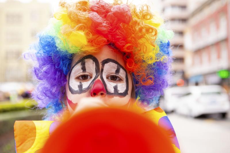 Los niños toman las calles en el Antroxu de Gijón