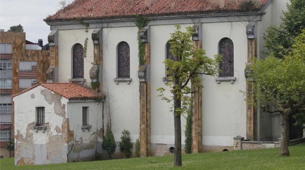 Gispasa rehabilitará la cubierta de la iglesia de La Cadellada
