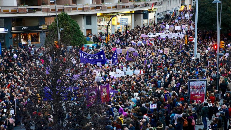 La movilización feminista inunda Asturias