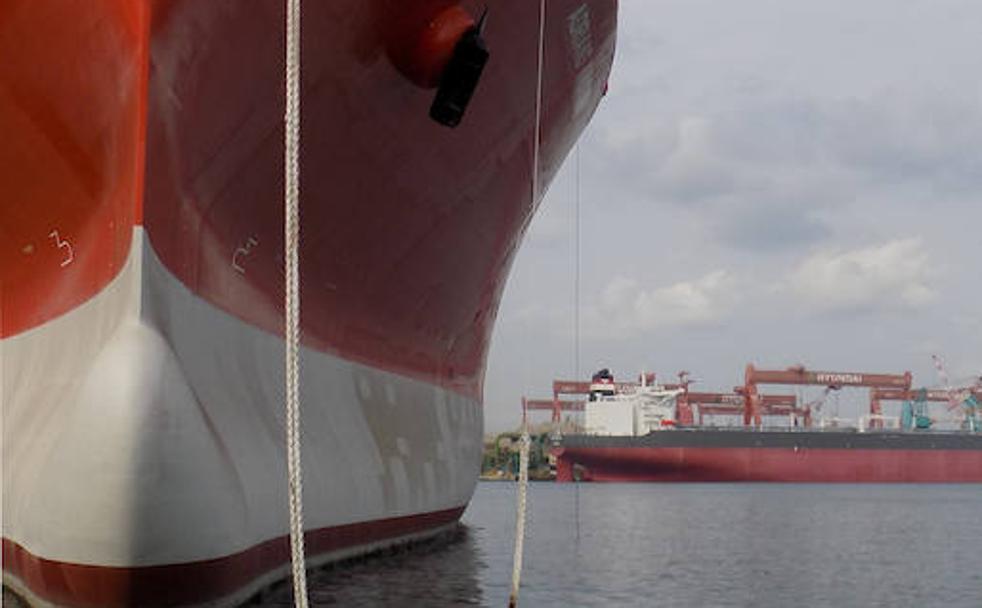 Adriano, el barco español más grande