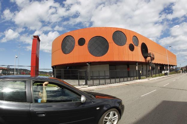 EMTUSA necesita 23 autobuses para renovar su flota, cuya antigüedad ronda los ocho años