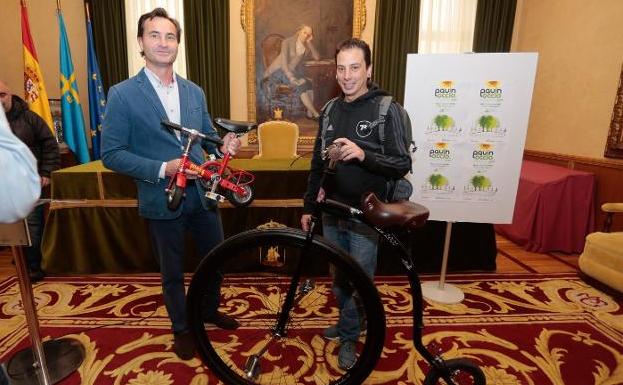 La primavera llega en bici al Botánico