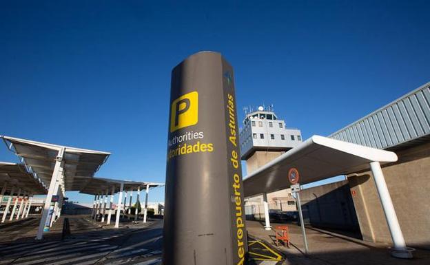 El aeropuerto de Asturias pierde el 9% del pasaje por la ausencia de rutas internacionales