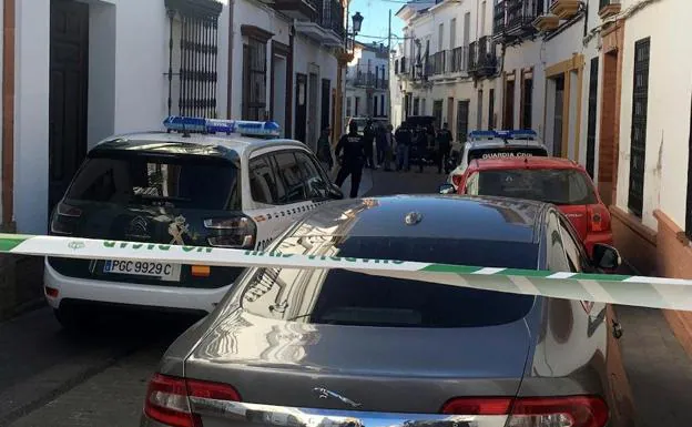 Hiere de gravedad a una mujer y se suicida en Huelva