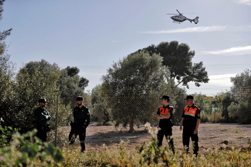 Más de cien efectivos se vuelcan en la búsqueda de dos niños en Godella