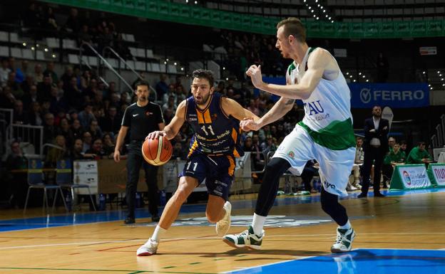 Victoria de veteranía del Liberbank Oviedo en Castellón