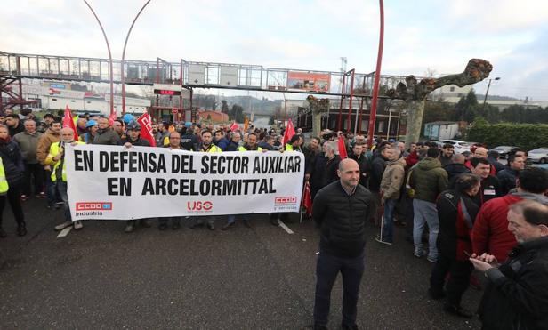 Los trabajadores de las auxiliares de Arcelor convocan paros de cuatro horas