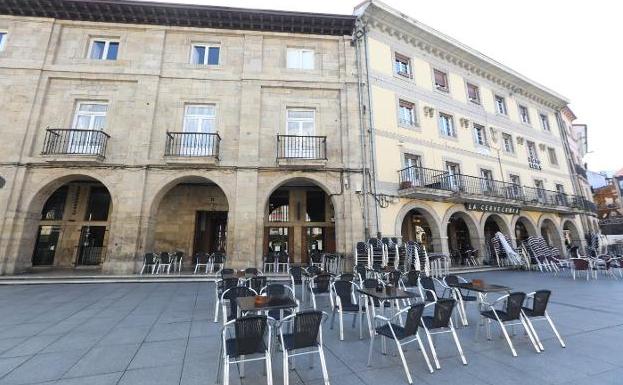 Investigan a un geriátrico de Avilés por dejar solos a los ancianos por la noche