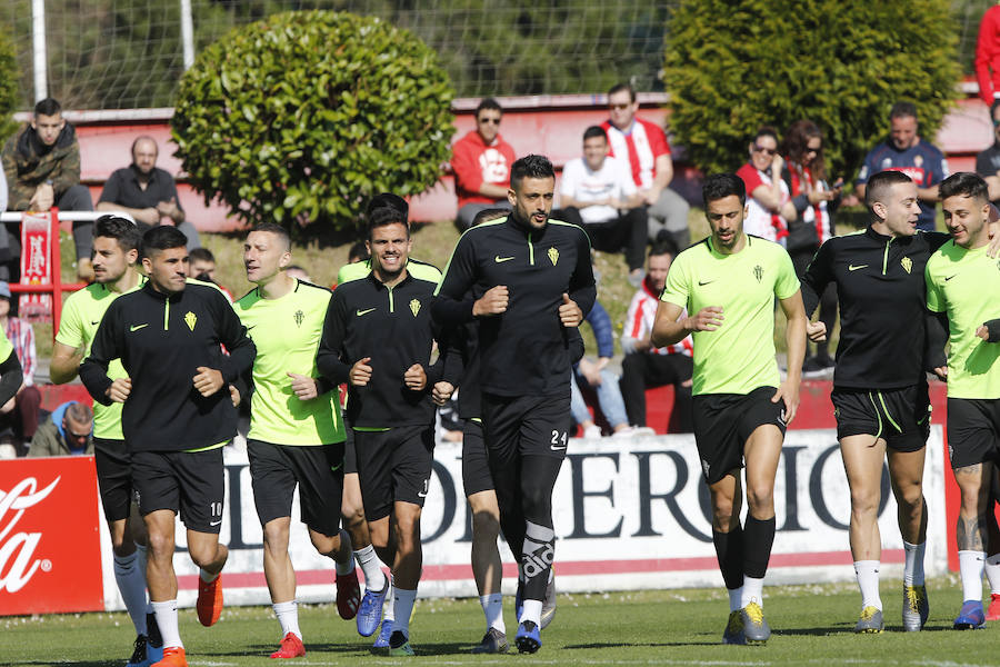 Nacho Méndez y Traver, titulares en el Sporting frente al Oviedo en el derbi asturiano