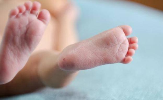 Fallece un bebé de cinco meses tras practicarle sus padres una circuncisión casera