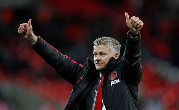 Solskjaer renueva por tres temporadas con el United