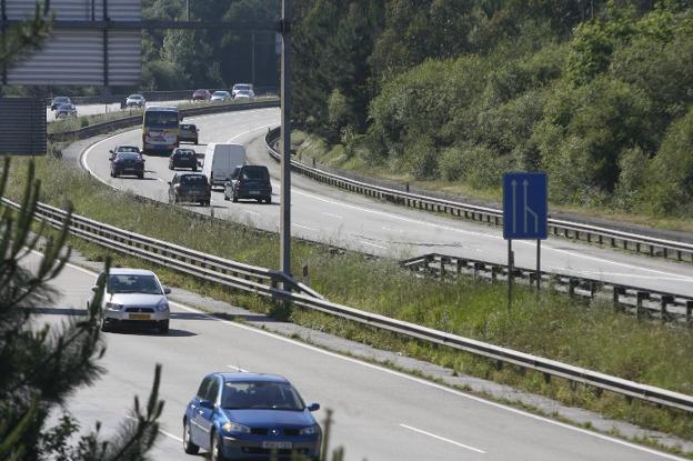El arreglo del bache del nudo de Serín obligará a suprimir dos carriles de la 'Y' durante la obra
