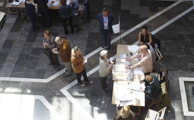 Uno de cada diez de los electores asturianos están censados en el extranjero