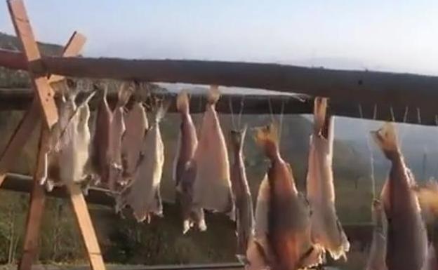 Casa Marcial, con su propio secadero de pescado