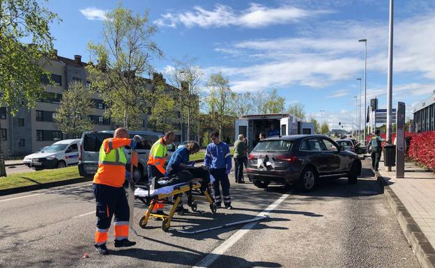 Atropellado un hombre en patinete cuando cruzaba la avenida de Oviedo