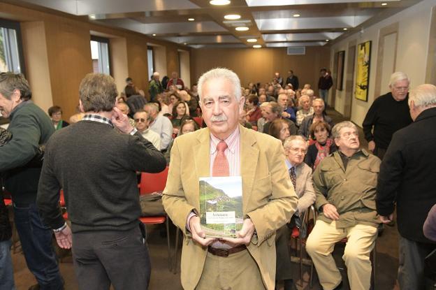 Jesús Arango propone que los ganaderos sean guías en el parque de Somiedo