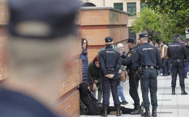 Vox desmiente que participara en incidentes violentos en el campus del Milán