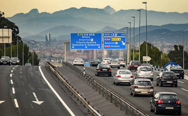 ¿Cuándo podemos adelantar por la derecha?