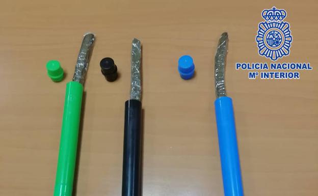 Detenido un camarero en Gijón que ocultaba hachís en rotuladores para su posterior venta