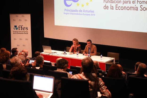 Los cooperativistas defienden en Avilés la vigencia del modelo de economía social