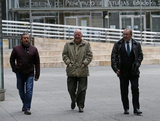 Los expatronos del Niemeyer declaran que nunca fueron informados de problemas en las cuentas