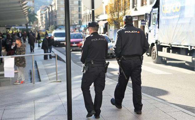 Quince detenidos de una red desarticulada que traficaba con drogas en Asturias y Galicia