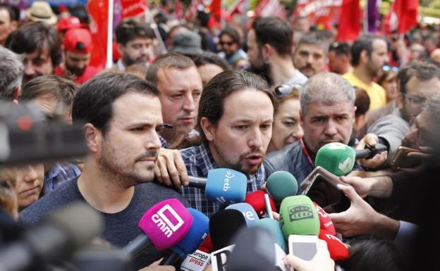 Malestar en Podemos por la reunión de Sánchez con Casado y Rivera