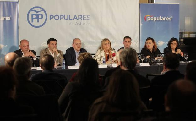 Mercedes Fernández reivindica su legitimidad y su poder como presidenta del PP de Asturias