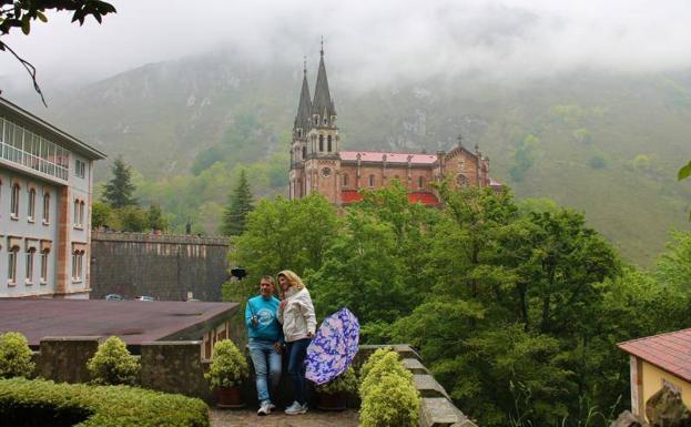 Tiempo en Asturias | Batalla de sol y nubes en Asturias