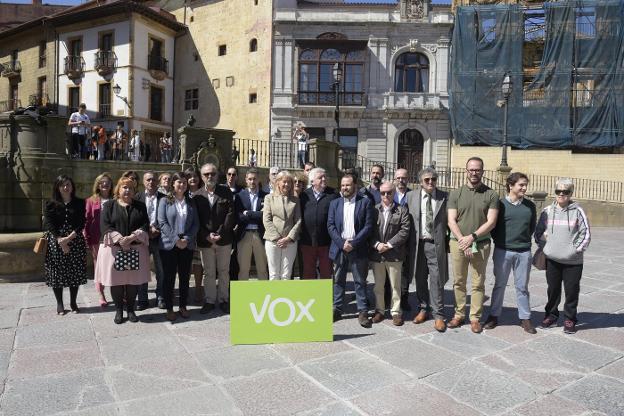 Vox se compromete a dar soluciones para que Oviedo «sea grande otra vez»