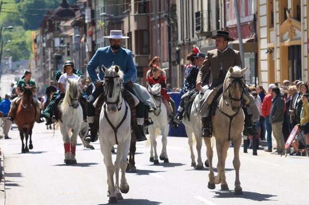 Infiesto sella su alma rociera