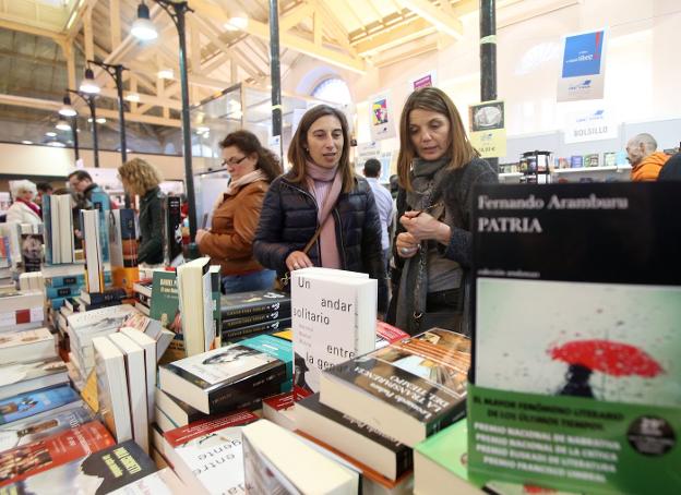 Trece librerías participarán en LibrOviedo, con diez mil ejemplares a la venta