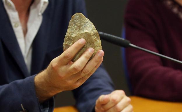 Los arqueólogos verifican el origen musteriense de las piezas de La Zoreda